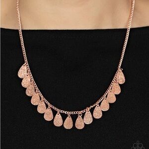 Paparazzi Shimmering Rose Gold Teardrop Necklace